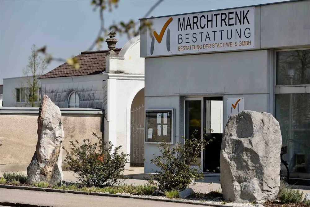 Bestattung Marchtrenk außen